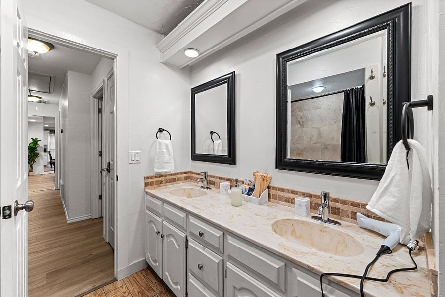 Furnished Finder property 1041228_1 photo 22