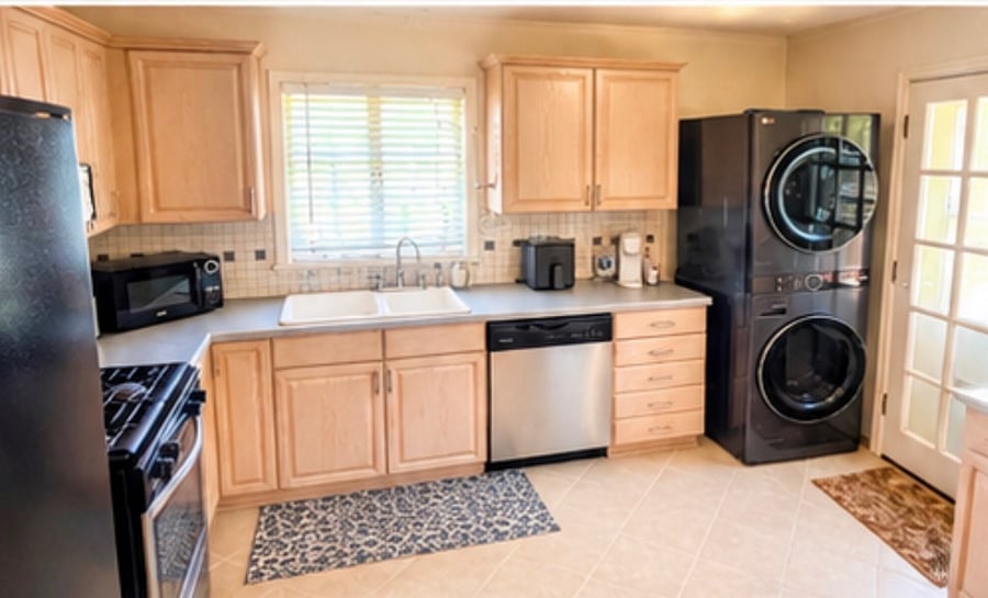 Furnished Finder property 1041236_1 photo 5