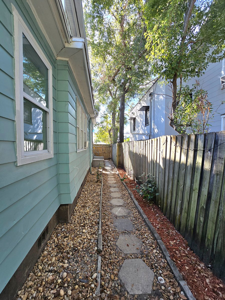 Furnished Finder property 1041263_3 photo 17