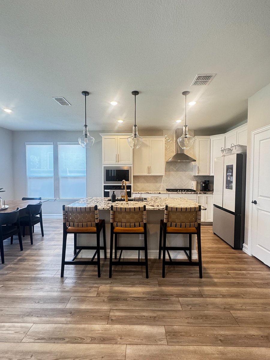 Furnished Finder property 1041300_1 photo 4