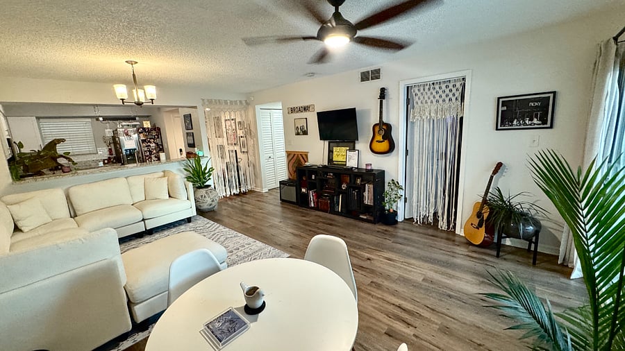 Furnished Finder property 1041315_1 photo 4