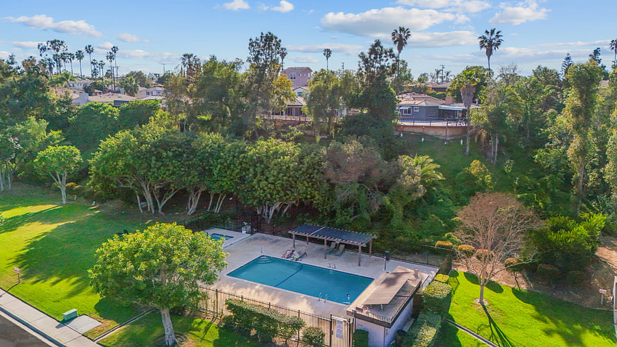 Furnished Finder property 1041327_1 photo 4