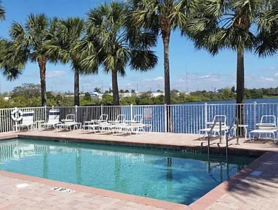 Furnished Finder property 1041334_1 photo 25