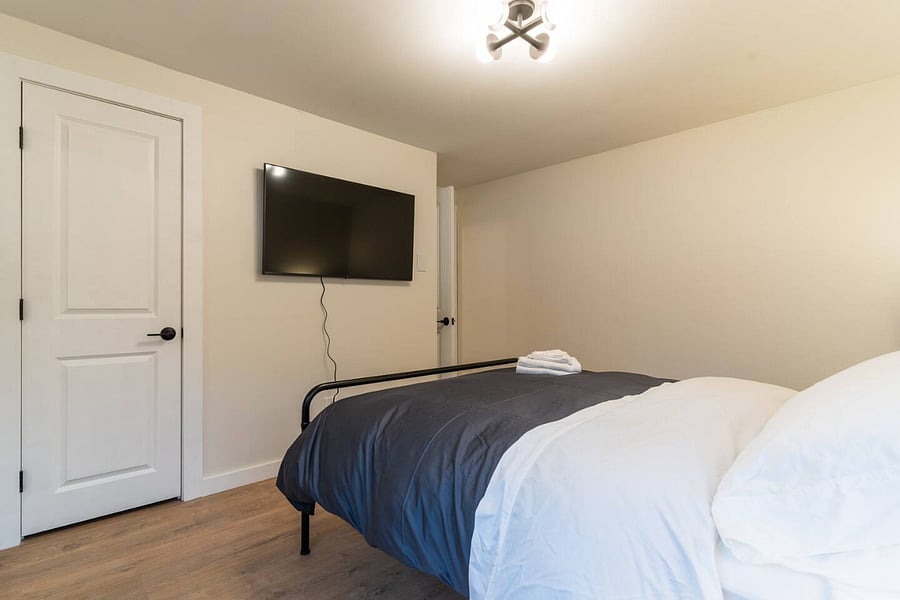 Furnished Finder property 1041351_1 photo 12