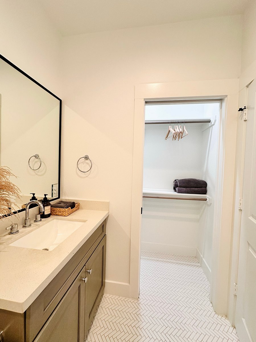 Furnished Finder property 1041391_1 photo 29
