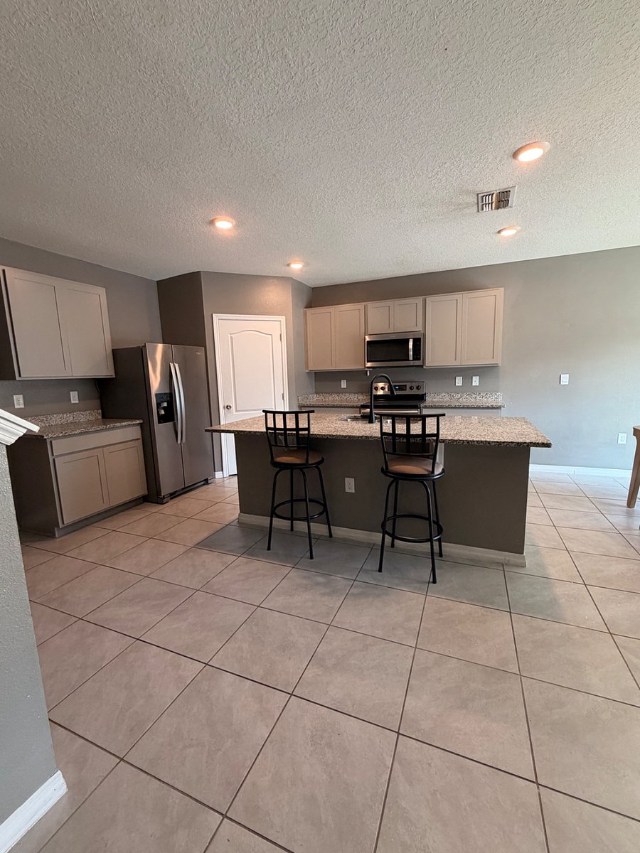 Furnished Finder property 1041442_1 photo 5