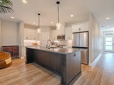 Furnished Finder property 1041448_1 photo 5
