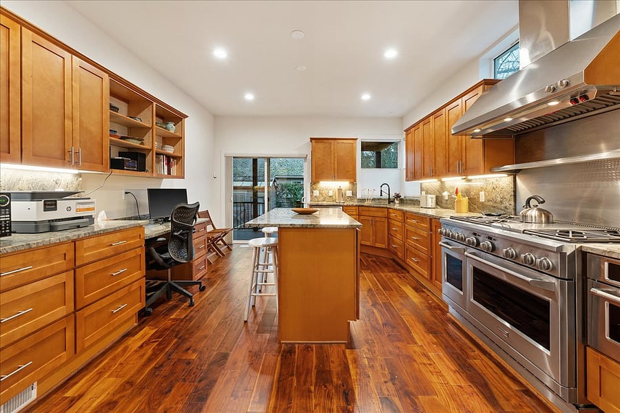 Furnished Finder property 1041480_1 photo 13