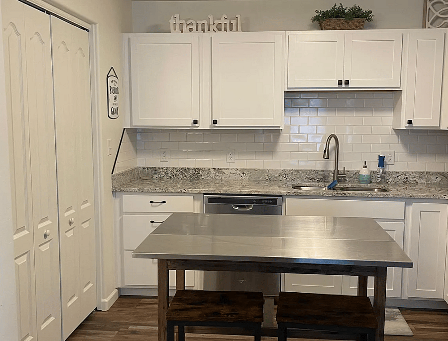 Kitchen with Island