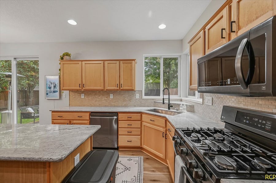 Furnished Finder property 1041496_1 photo 19