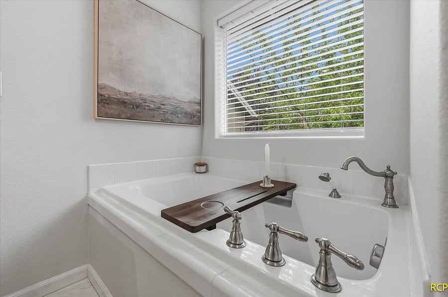 Furnished Finder property 1041496_1 photo 28