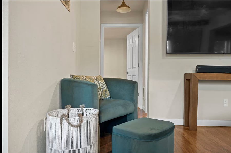 Furnished Finder property 1041497_1 photo 12