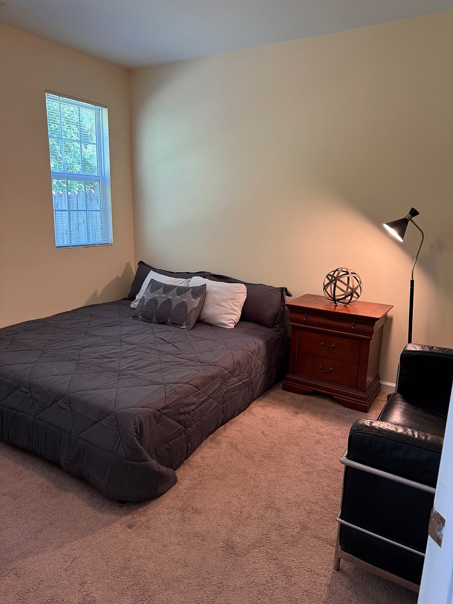 Furnished Finder property 1041527_1 photo 4