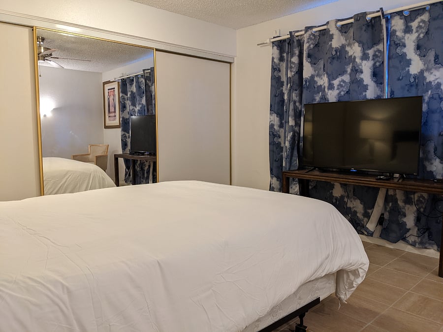 Bedroom with Smart TV