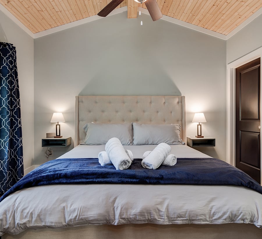 Main Level - Main Suite/Bedroom 1 - King Bed