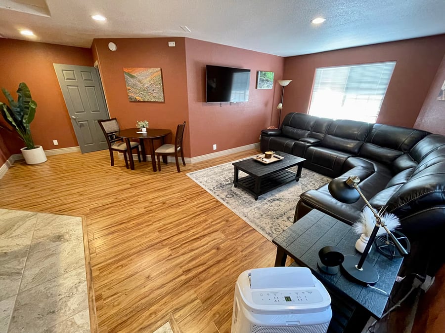 Furnished Finder property 1041580_1 photo 3
