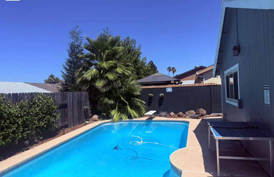 Furnished Finder property 1041595_1 photo 2