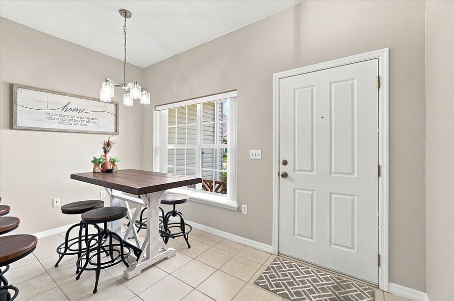 Furnished Finder property 1041642_1 photo 3