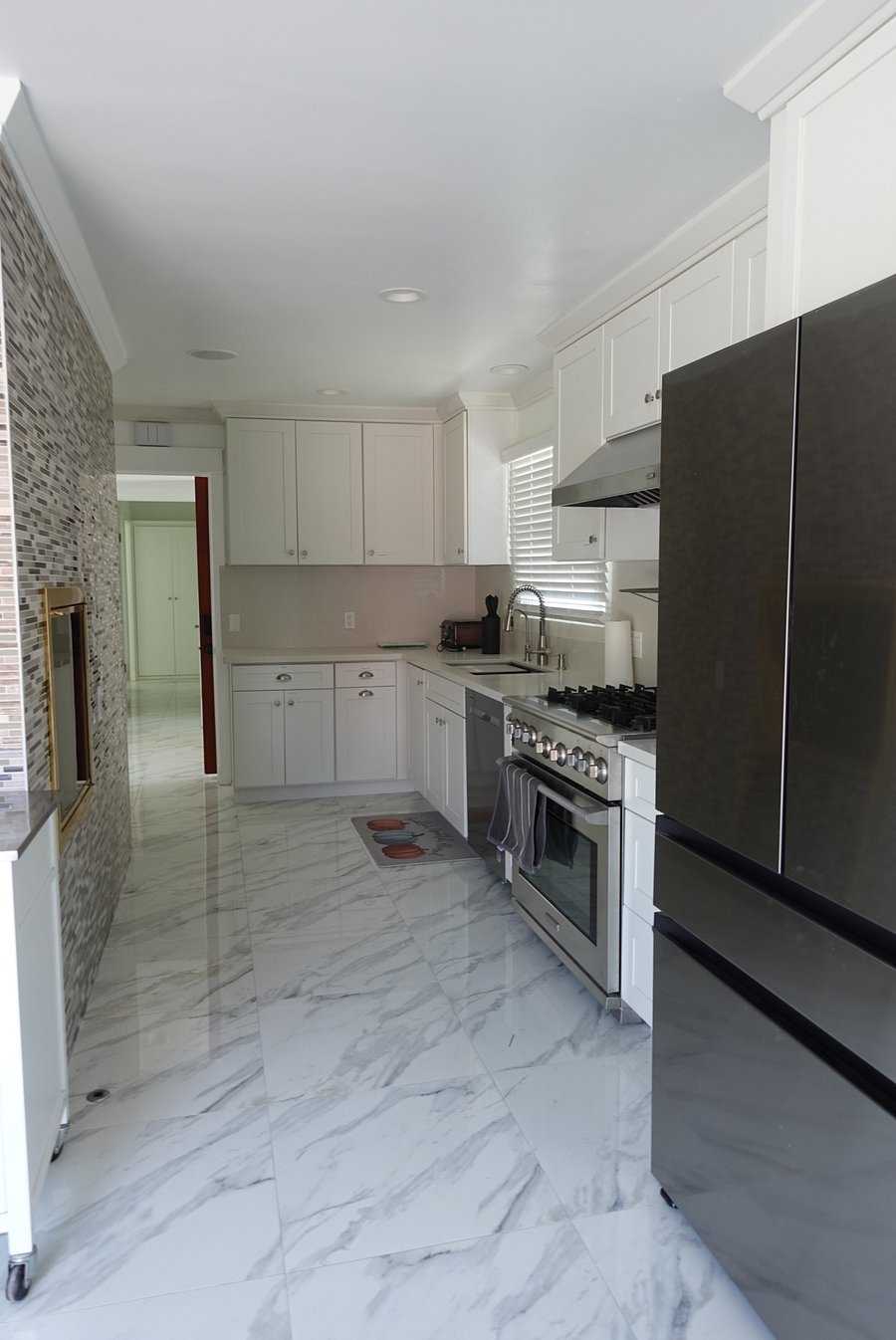 Furnished Finder property 1041674_2 photo 14