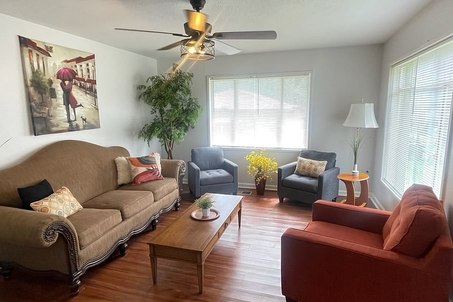 Furnished Finder property 1041686_1 photo 1