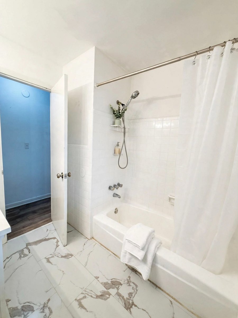 Furnished Finder property 1041695_1 photo 11