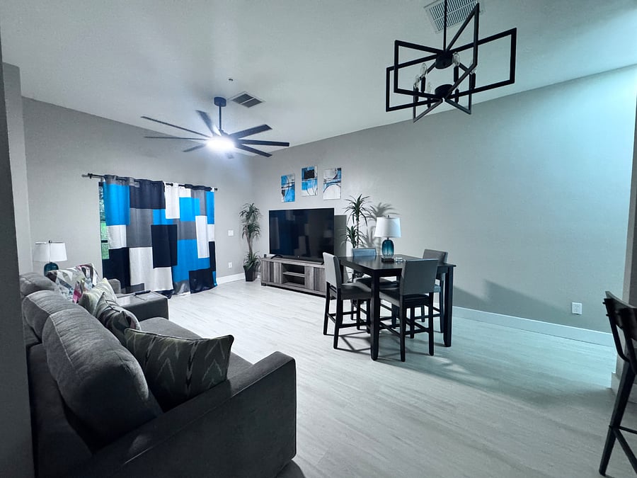 Furnished Finder property 1041699_1 photo 3