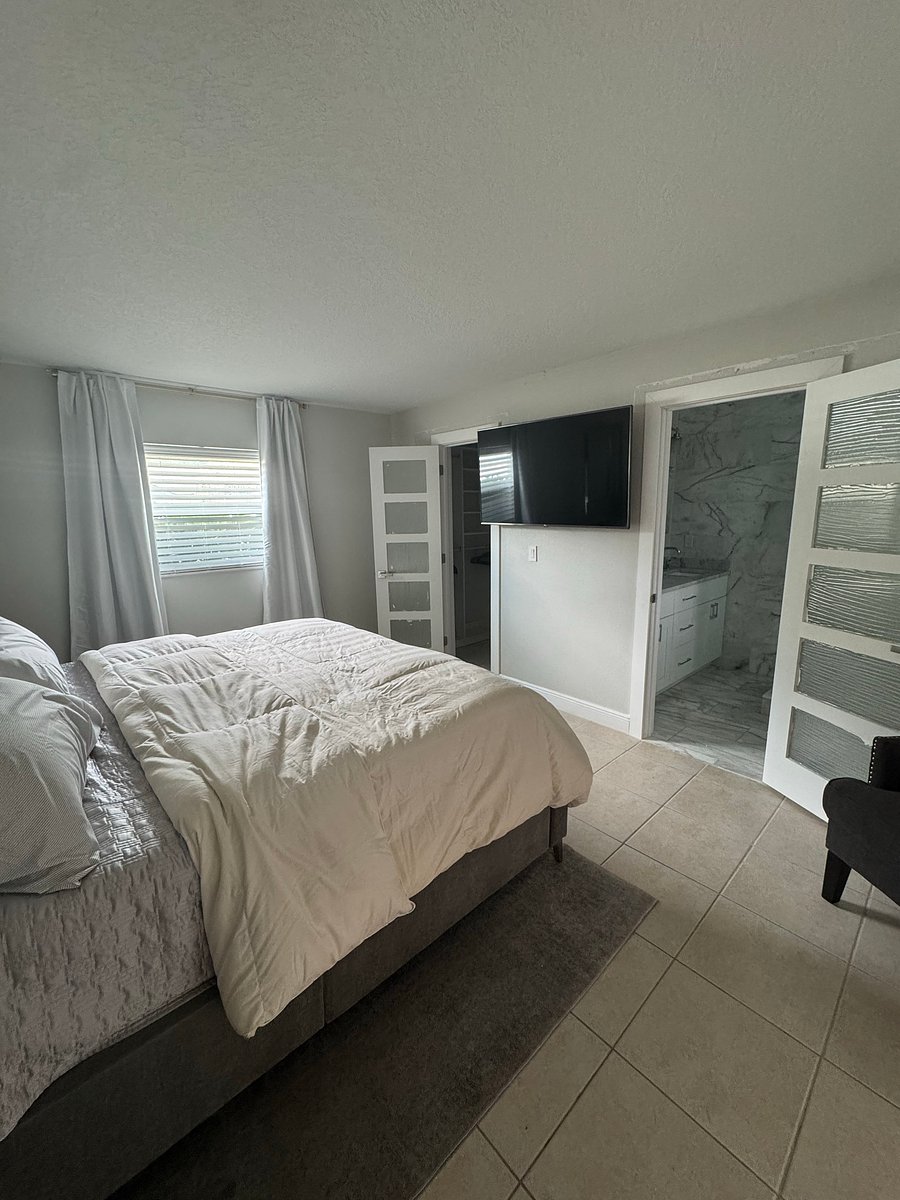 Furnished Finder property 1041702_1 photo 33