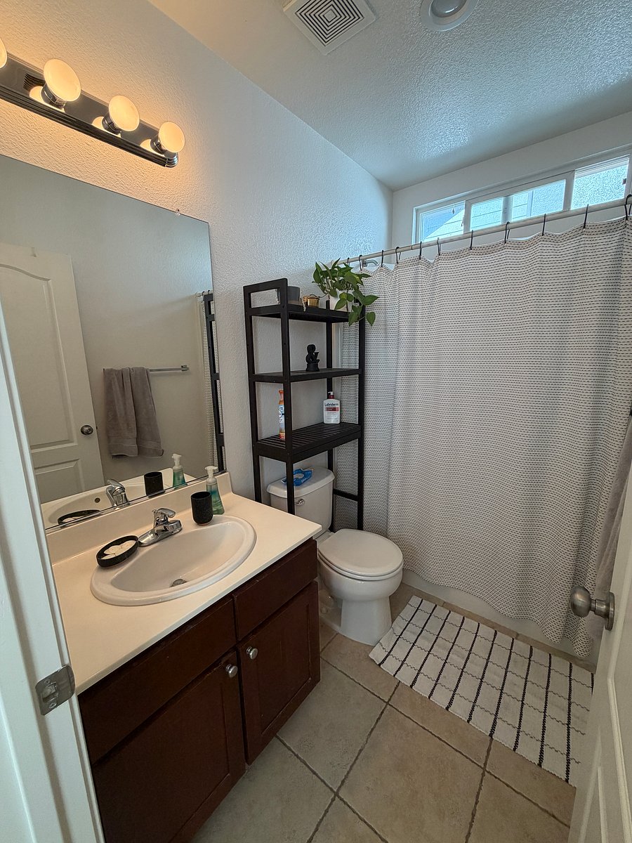 Furnished Finder property 1041708_1 photo 3