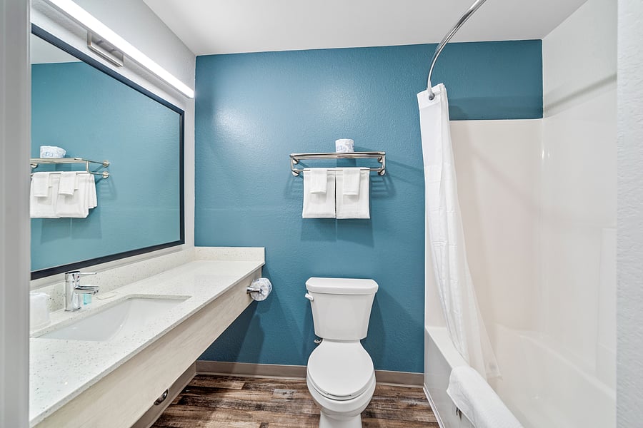 Guestroom, bathroom