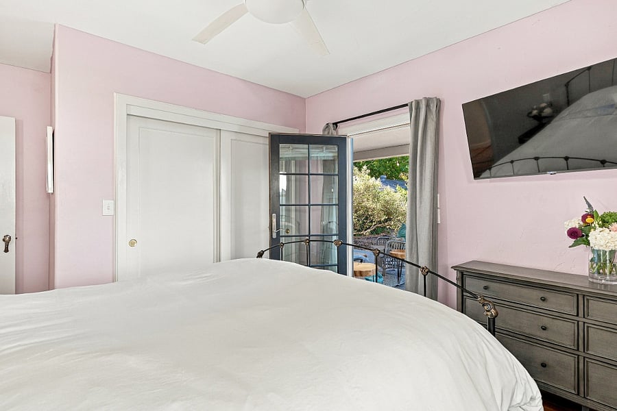 Furnished Finder property 1041787_1 photo 24
