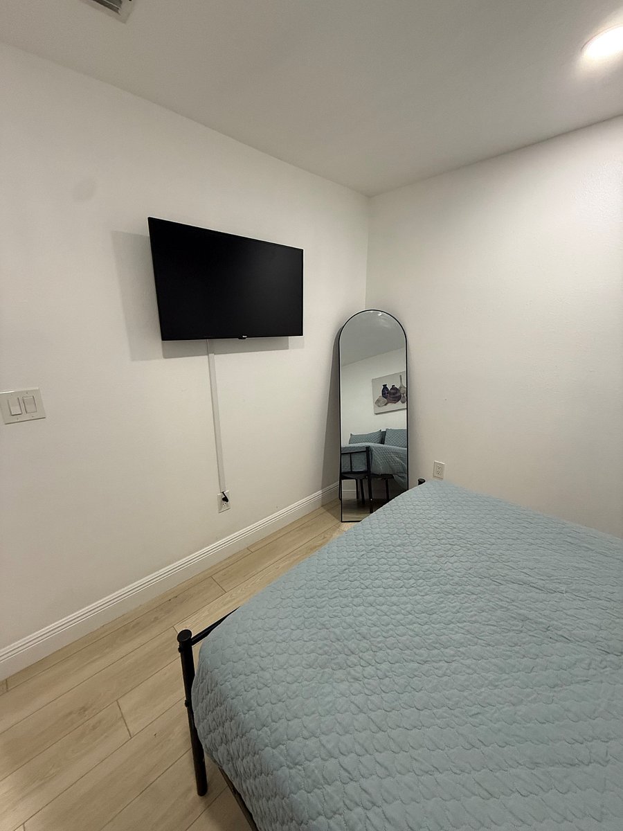 Furnished Finder property 1041796_1 photo 8
