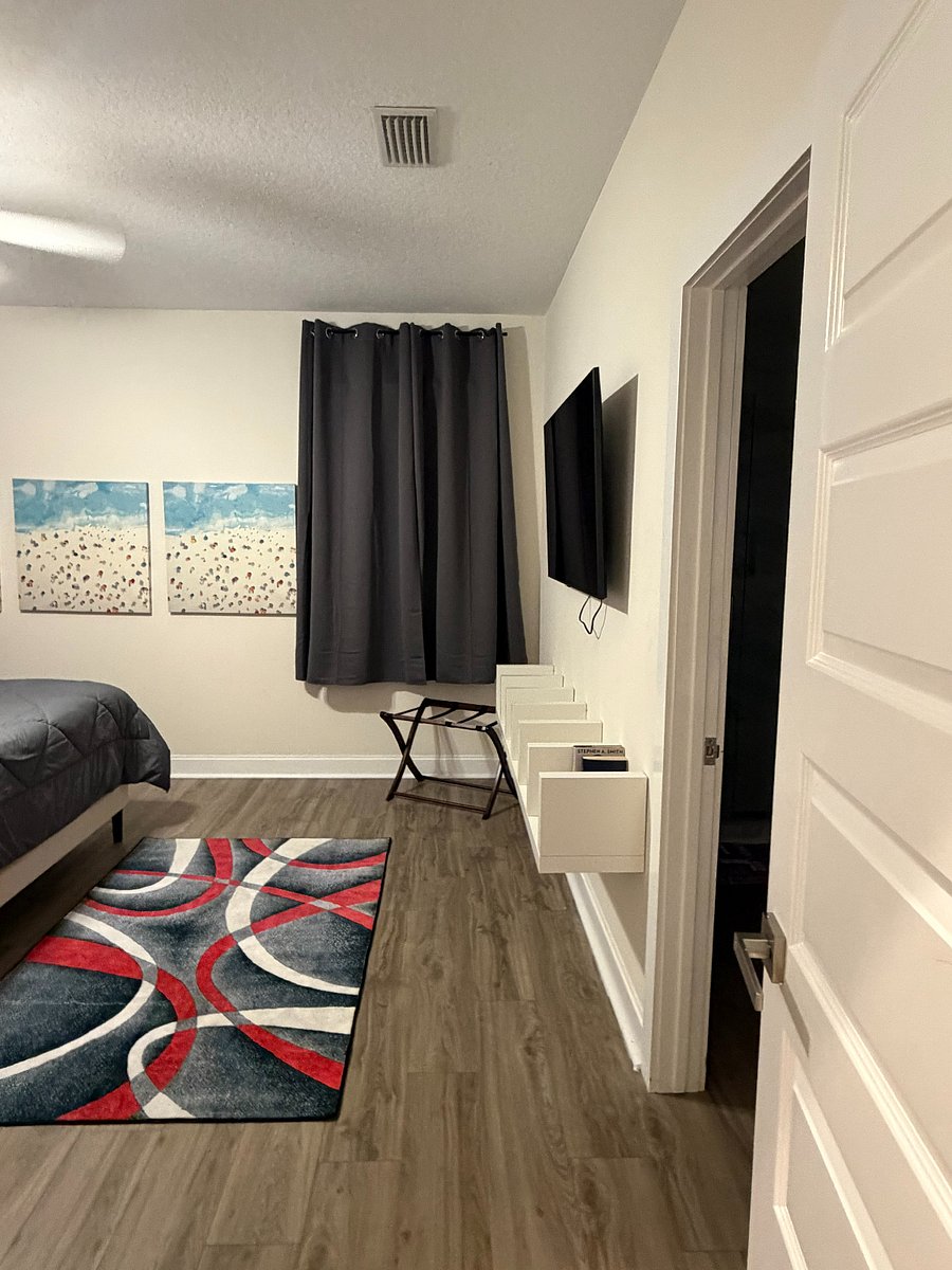 Furnished Finder property 1041801_1 photo 11