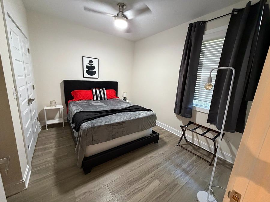 Furnished Finder property 1041801_1 photo 18