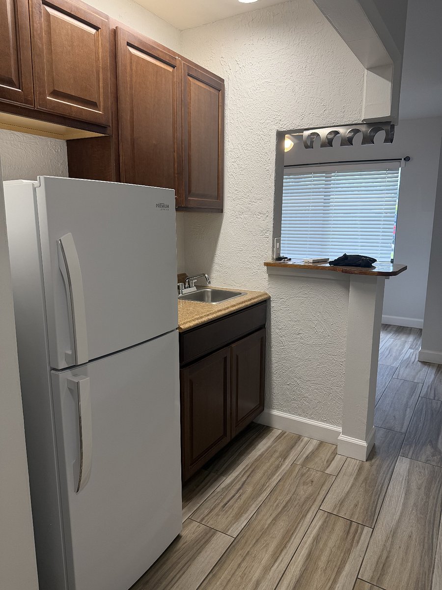 Furnished Finder property 1041835_1 photo 4