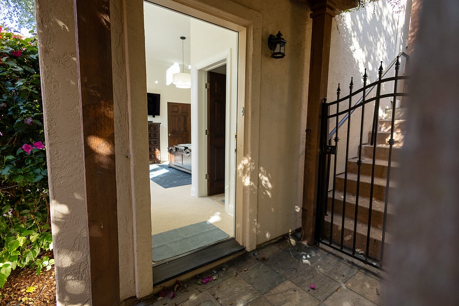 Furnished Finder property 1041888_1 photo 9