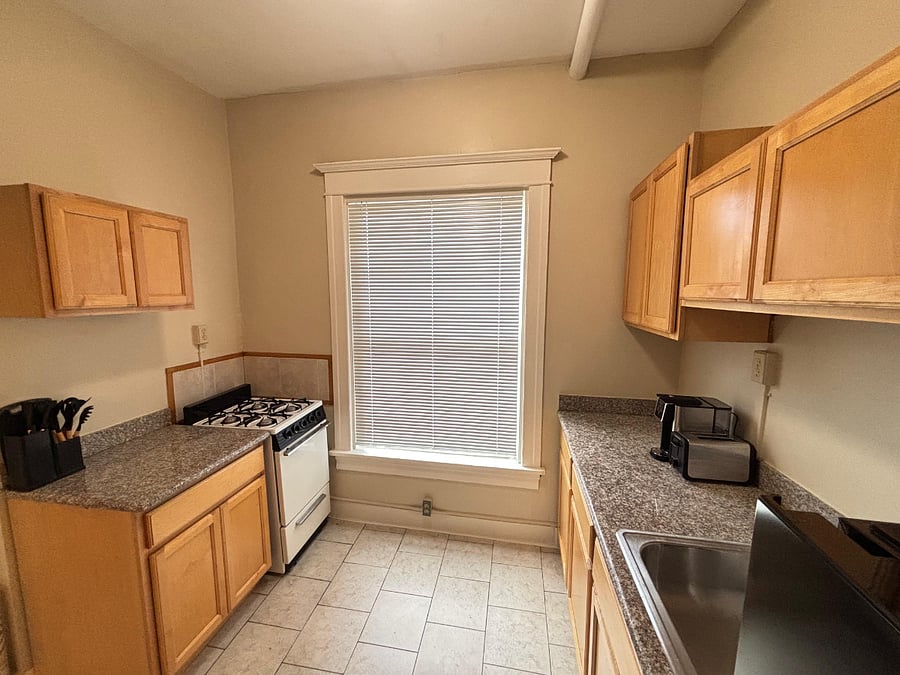 Furnished Finder property 1041889_1 photo 4