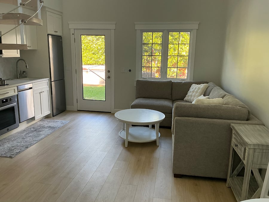 Furnished Finder property 1041891_1 photo 4