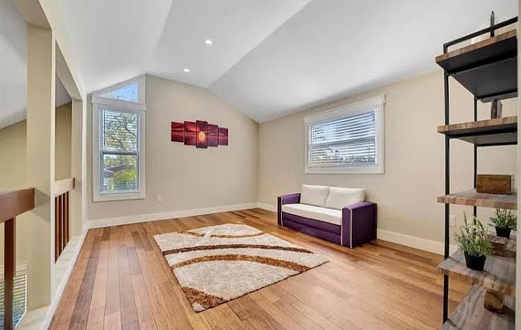 Furnished Finder property 1041896_1 photo 12