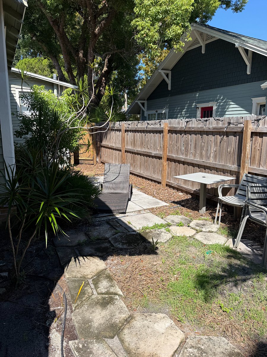 Furnished Finder property 1041946_2 photo 5