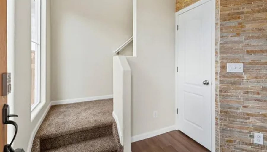 Furnished Finder property 1041983_1 photo 9