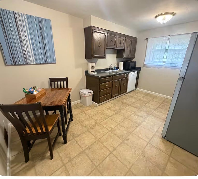 Furnished Finder property 1041988_1 photo 8