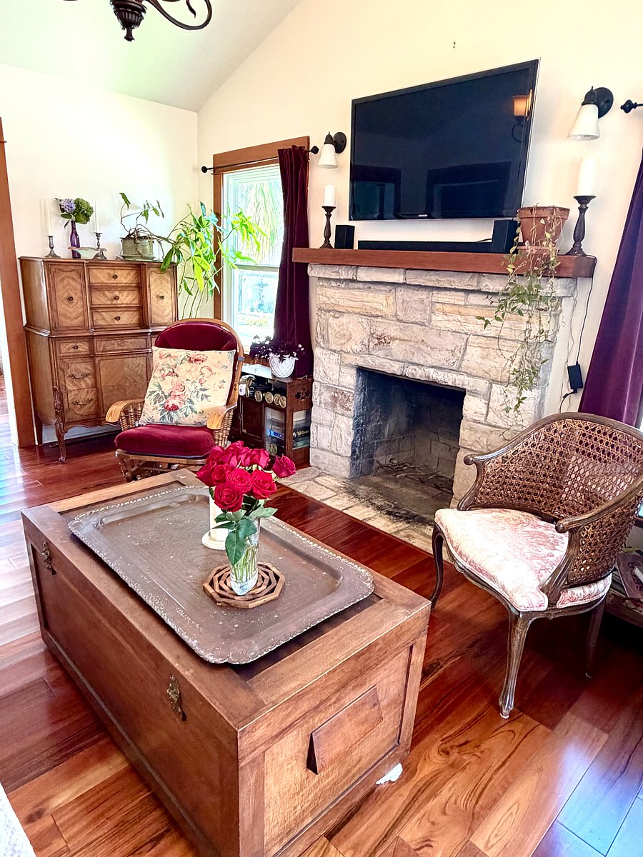 Furnished Finder property 1041989_1 photo 3