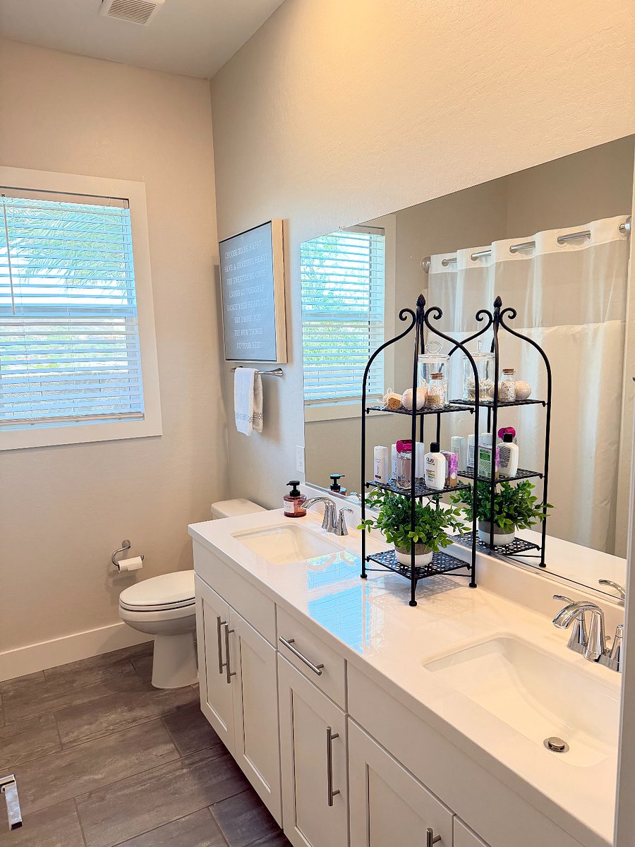 Furnished Finder property 1042025_1 photo 10