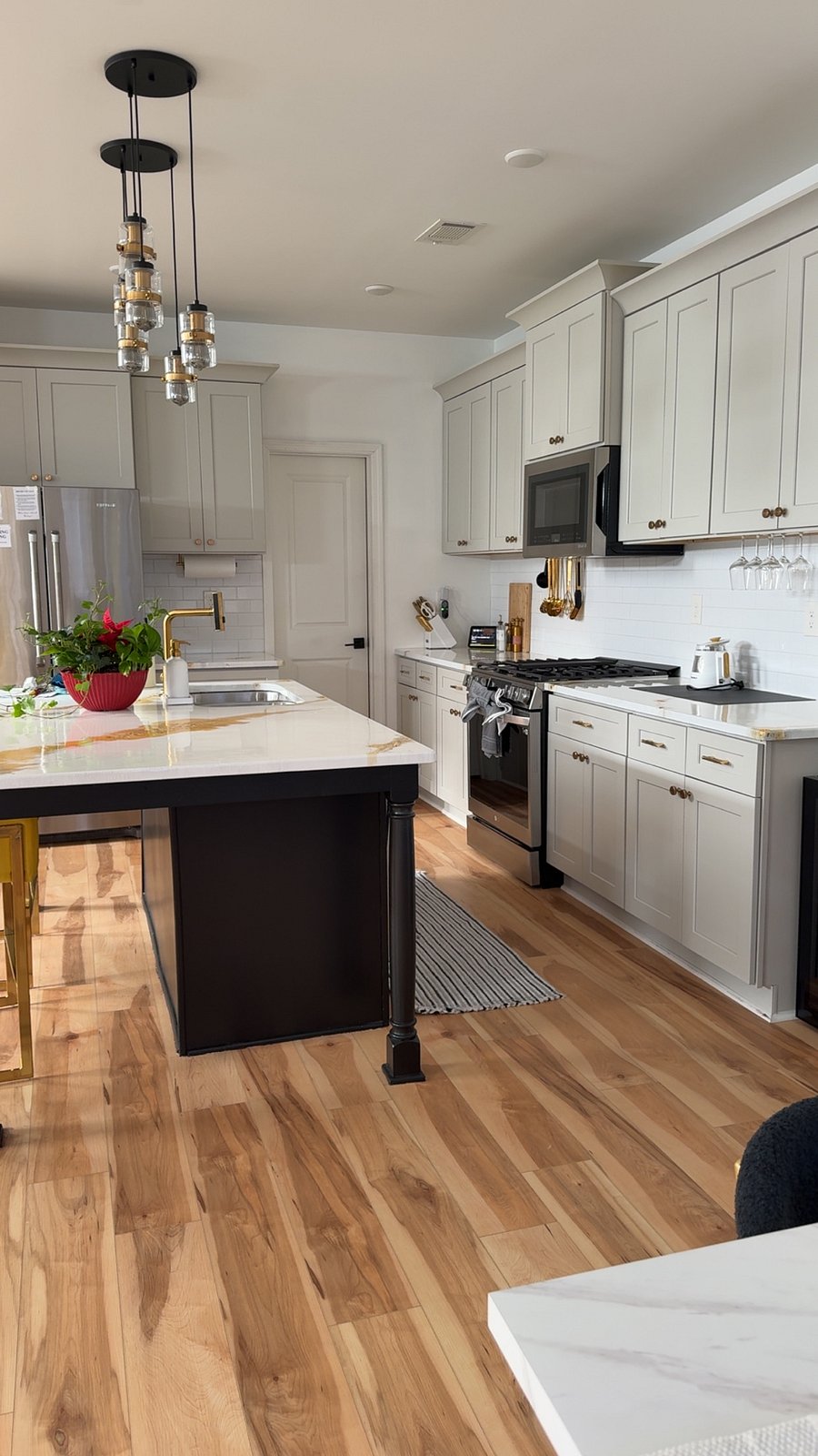 Furnished Finder property 1042026_1 photo 4