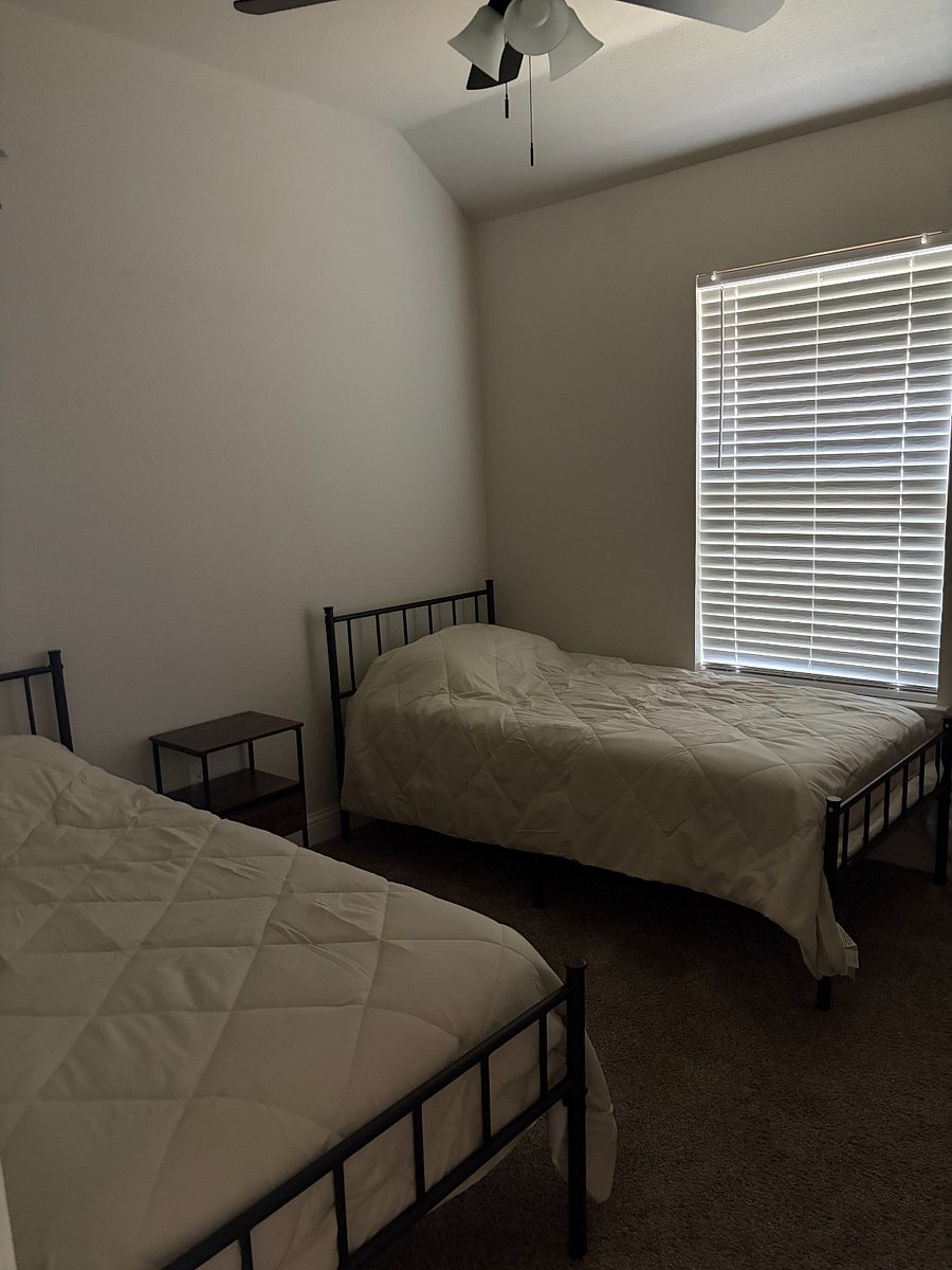 Furnished Finder property 1042031_1 photo 12