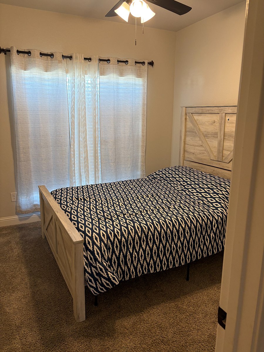 Furnished Finder property 1042031_1 photo 14