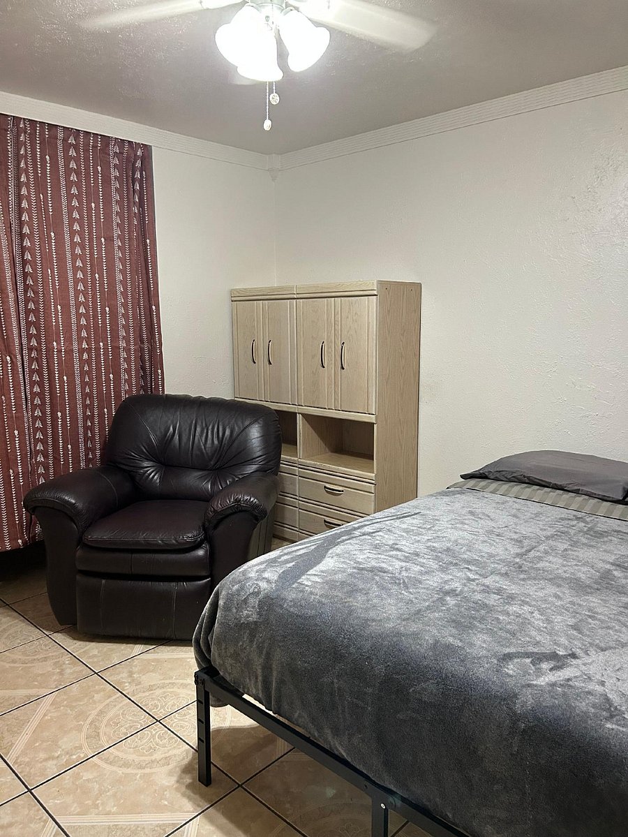 Furnished Finder property 1042074_1 photo 2