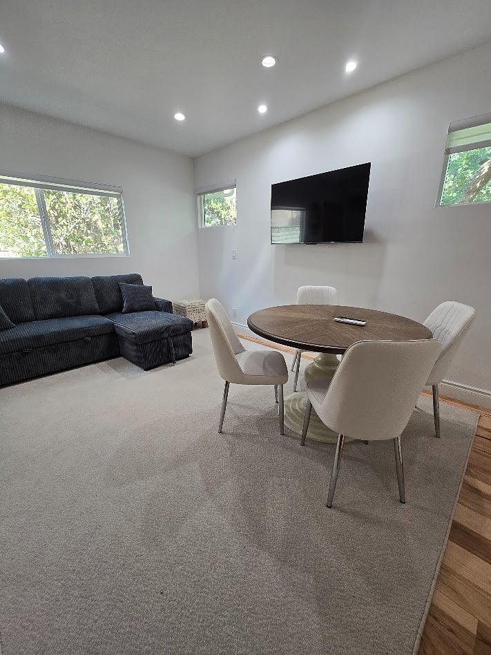 Furnished Finder property 1042084_1 photo 10