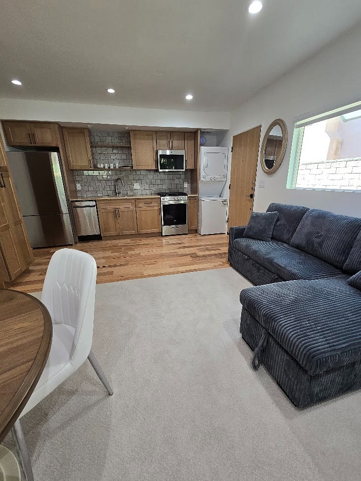 Furnished Finder property 1042084_1 photo 4