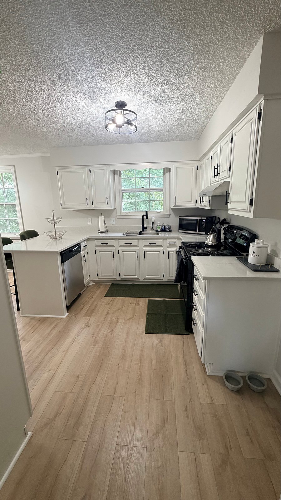 Furnished Finder property 1042087_1 photo 6